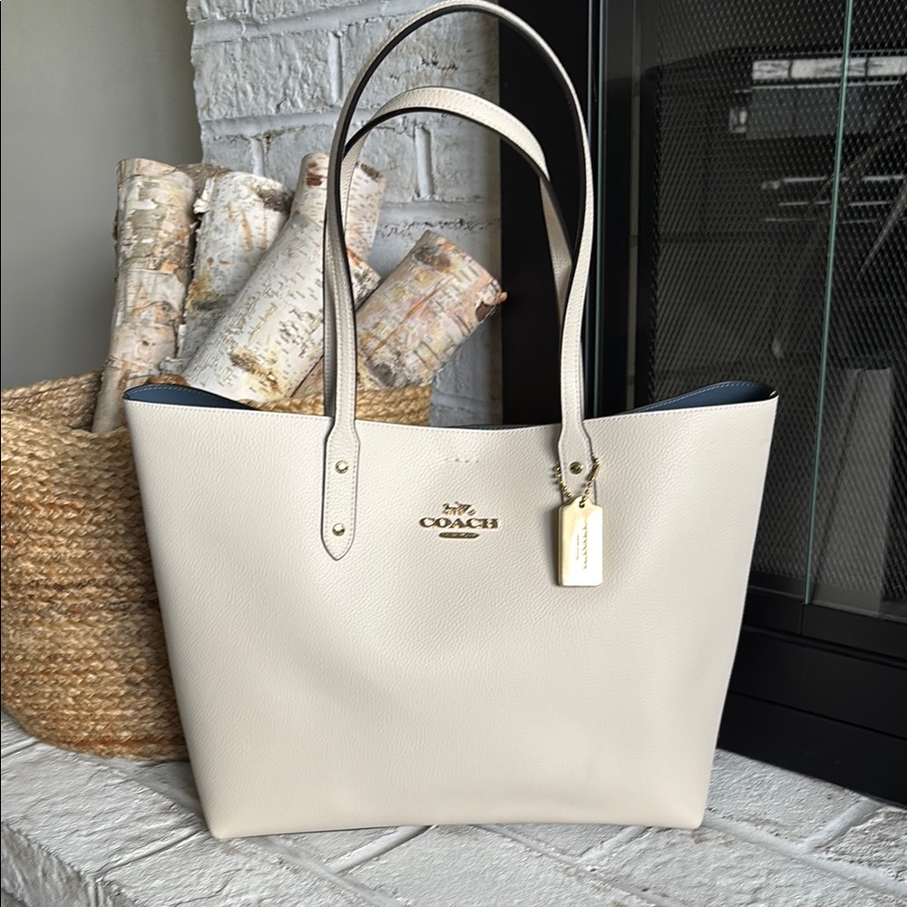 Coach Cream Leather Tote with Gold Hardware